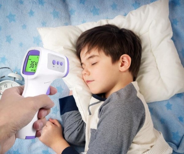 Bekontaktis termometras 