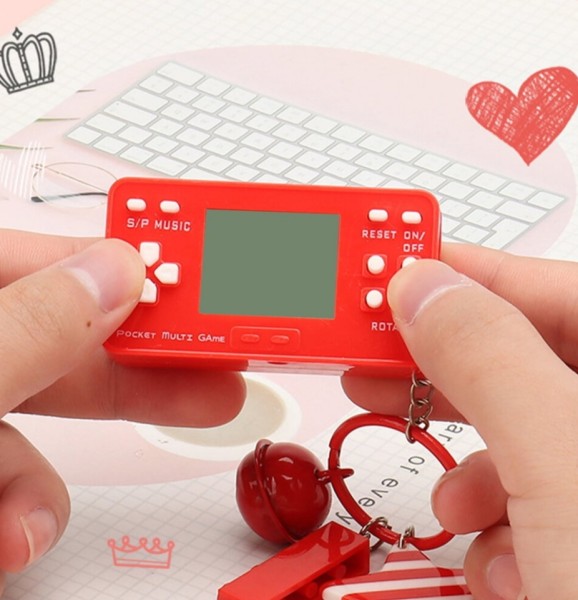 Mini konsolė-raktų pakabukas